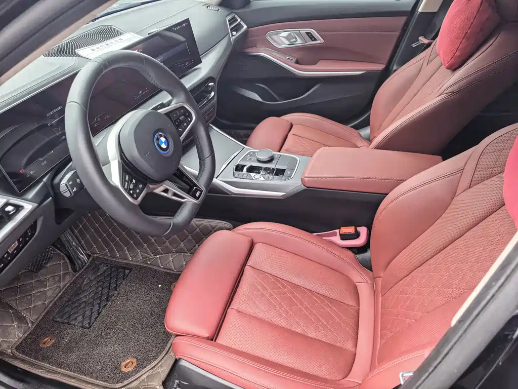 BMW i3 2025 — фото 4