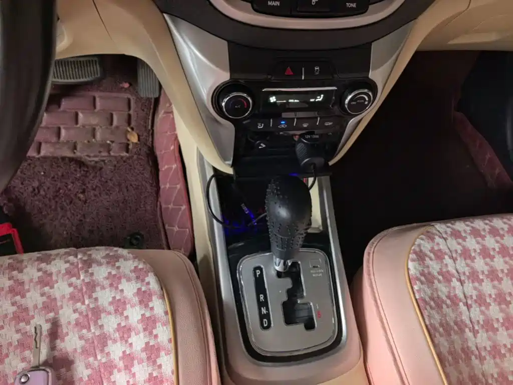 Changan Eado 2016 — фото 14