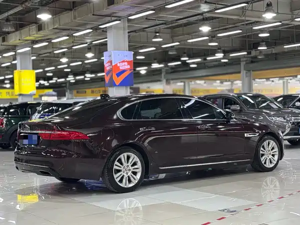 Jaguar XFL 2017