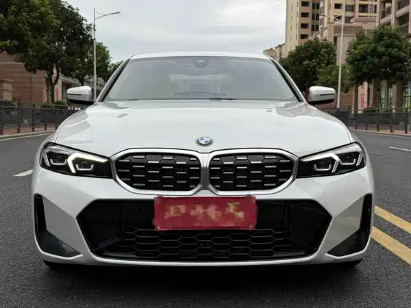BMW 3 Series 2023