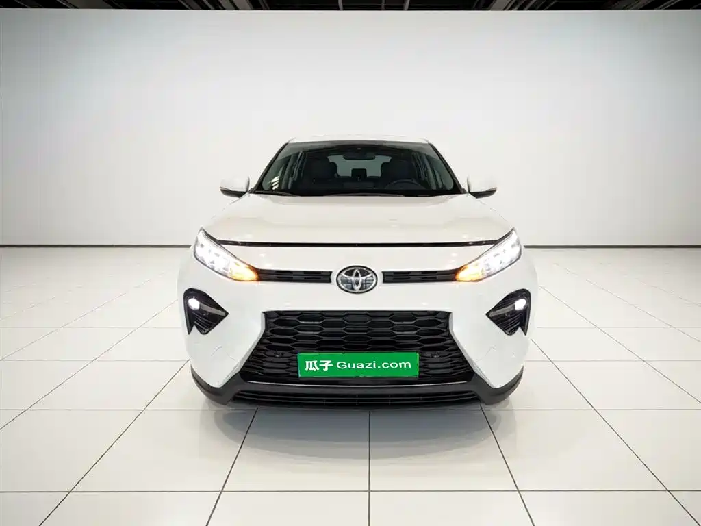 Toyota Wildlander 2022 — фото 3