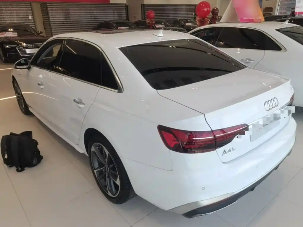 Audi A4L 2024