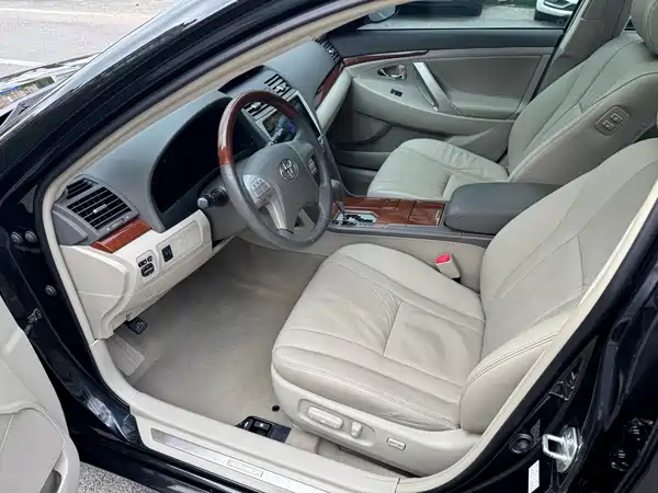 Toyota Camry 2015