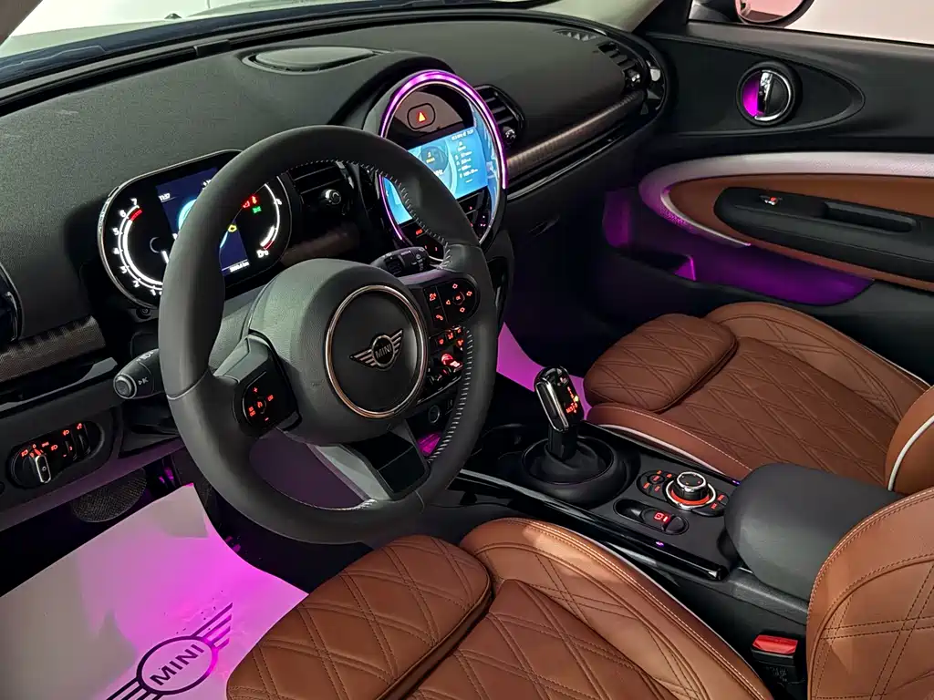 MINI Clubman 2022 — фото 10