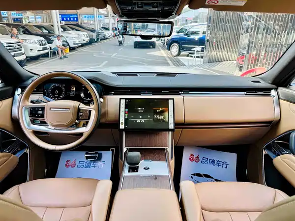 Land Rover Range Rover 2024