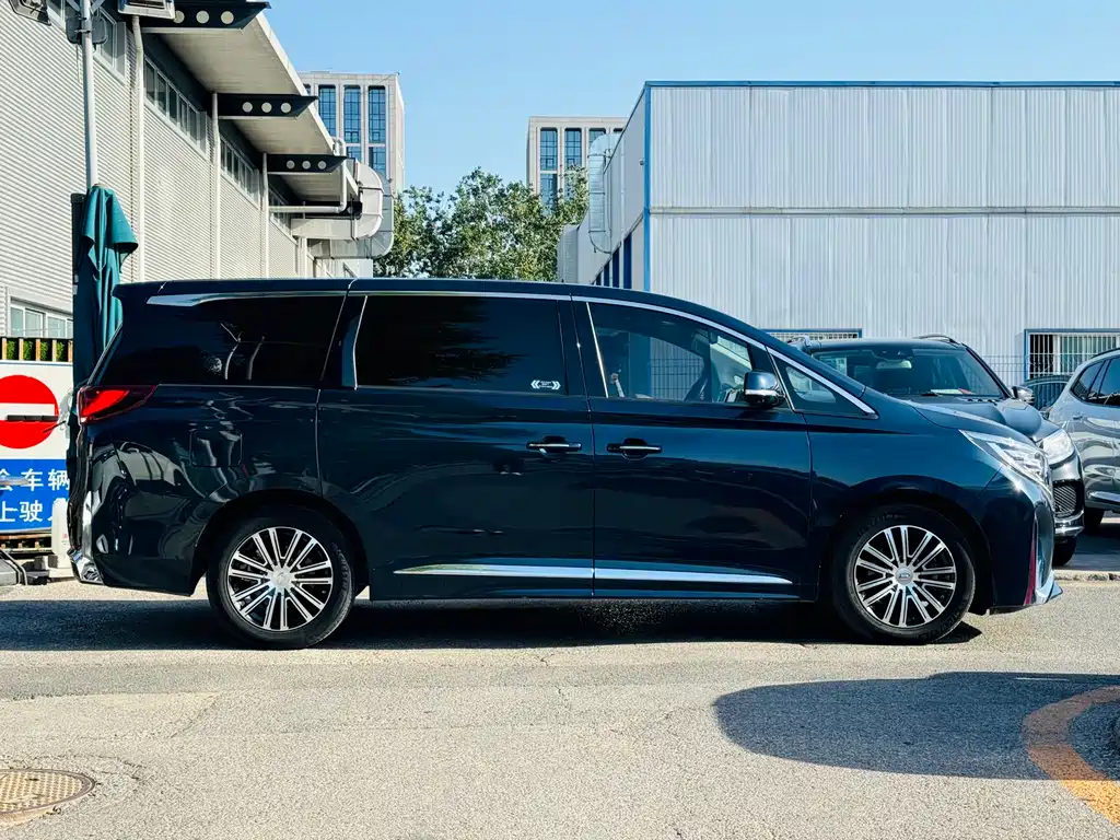 GAC Trumpchi M8 2023 — фото 2