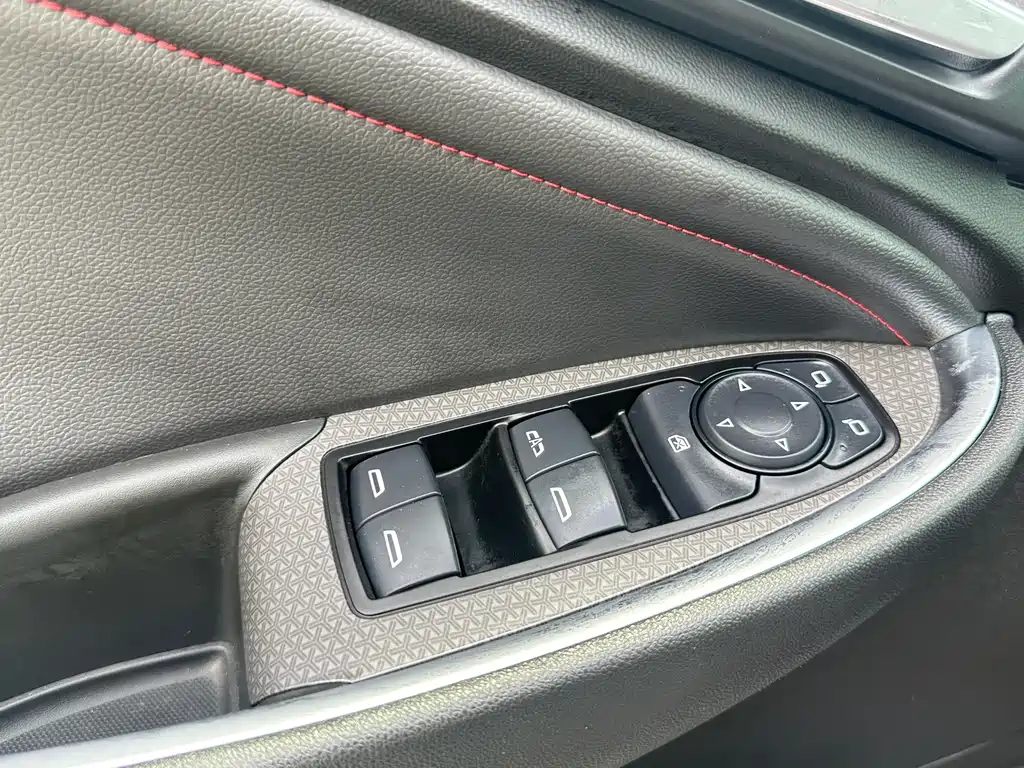 Chevrolet Malibu XL 2020 — фото 27