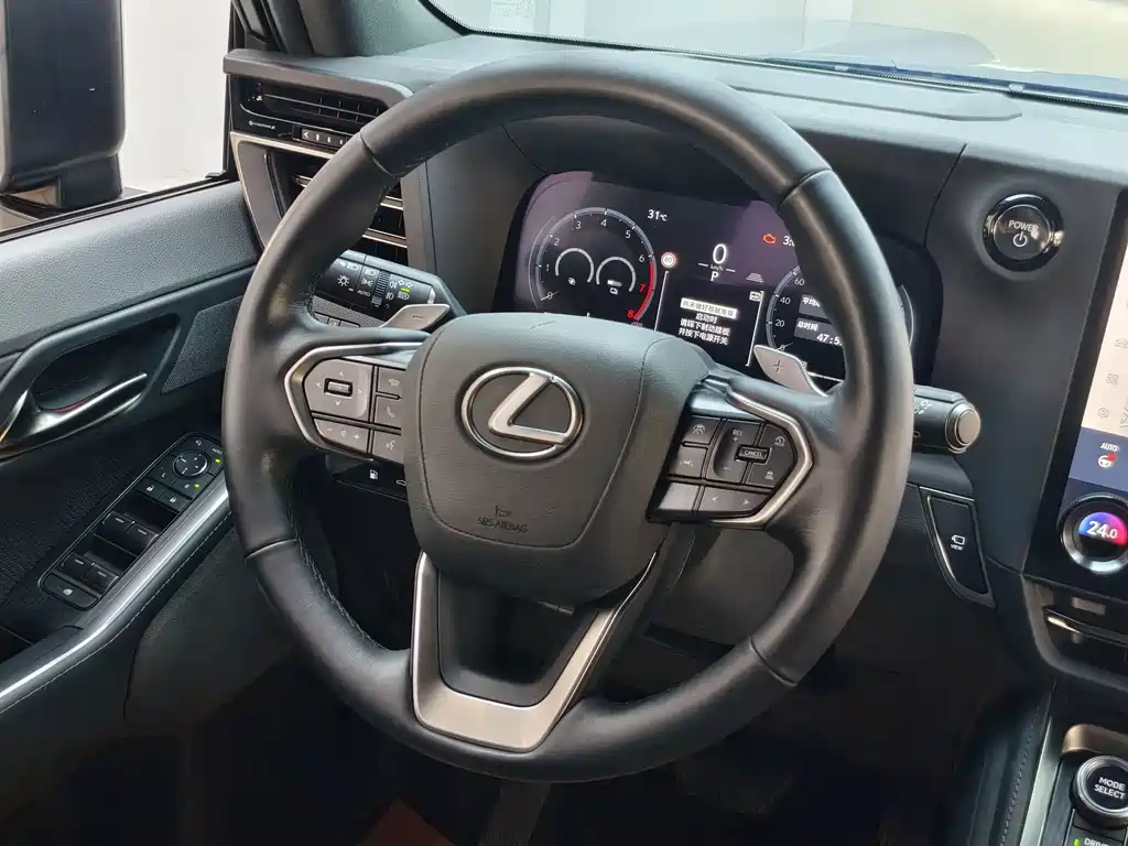 Lexus GX 2025 — фото 12