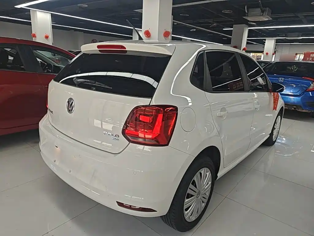 Volkswagen Polo 2016