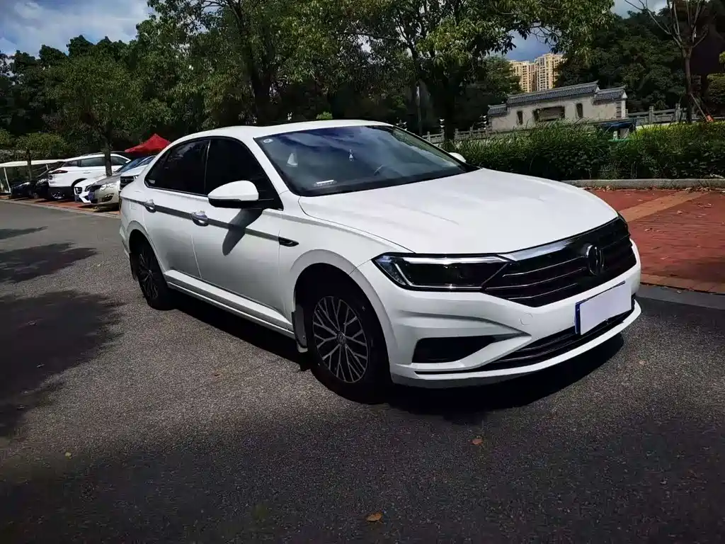 Volkswagen Sagitar 2020