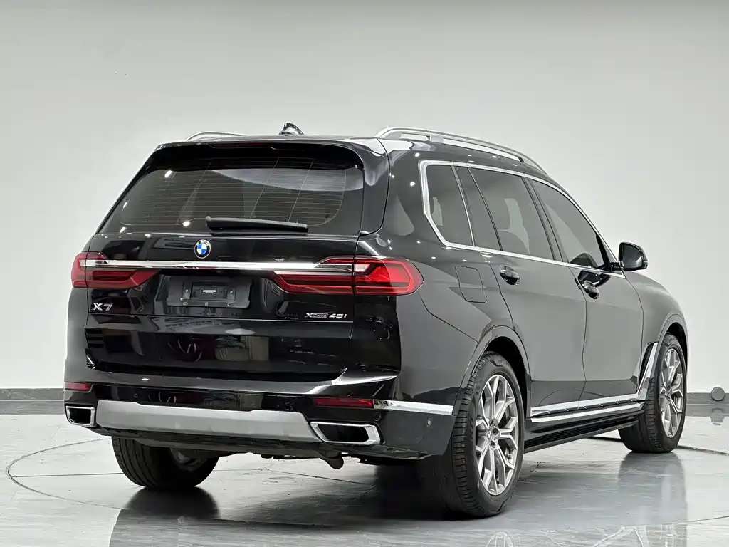 BMW X7 2022 — фото 8