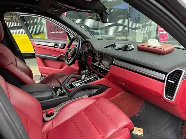 Porsche Cayenne New Energy 2023