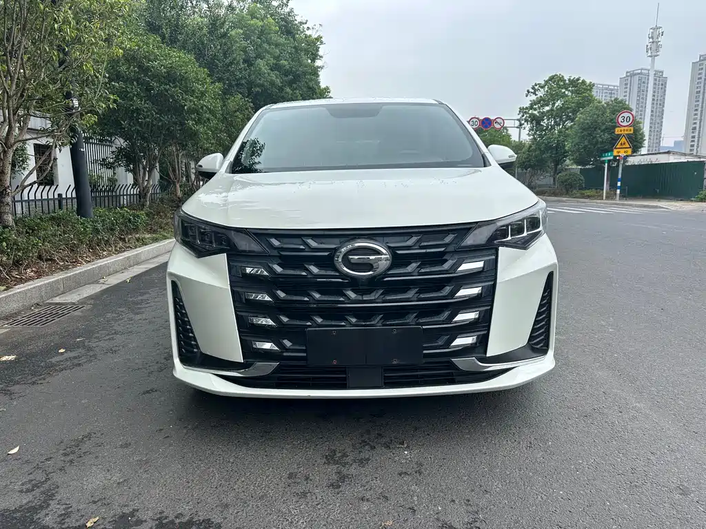 GAC Trumpchi M6 2022 — фото 2
