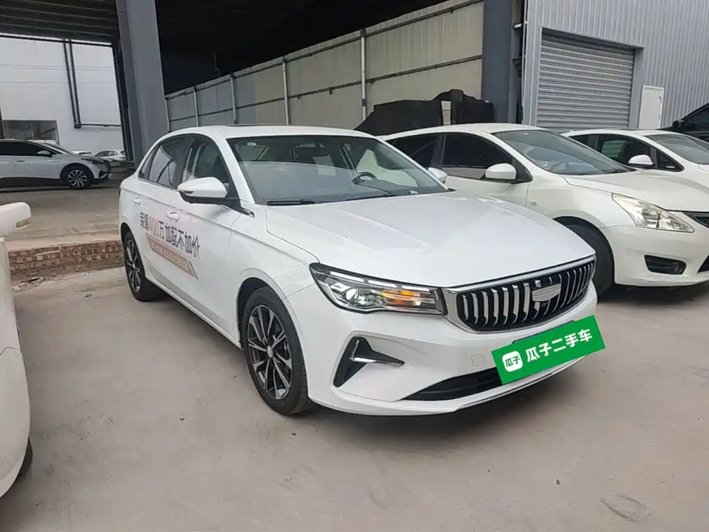 Geely Emgrand 2025
