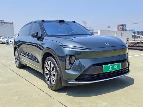 NIO ES8 2023