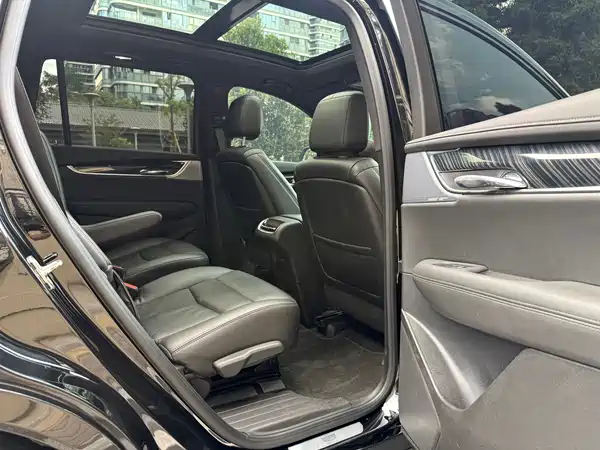 Cadillac XT6 2023