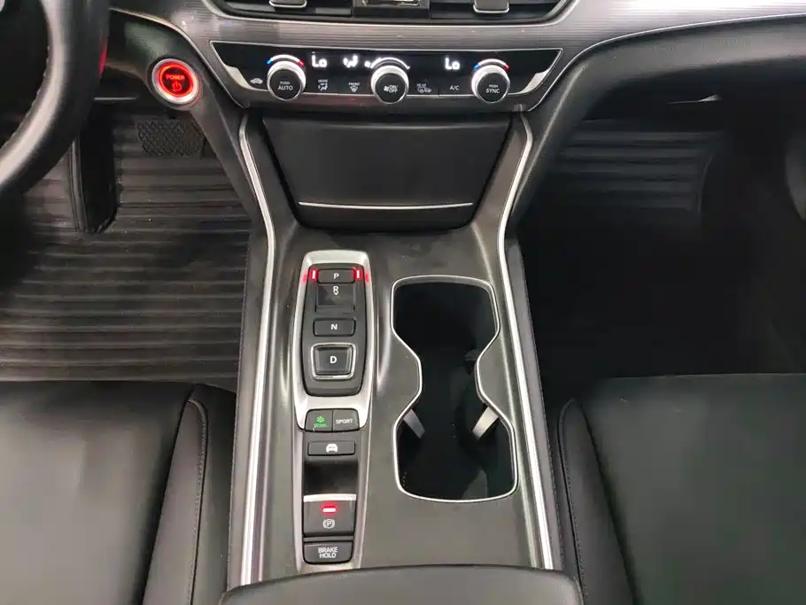 Honda Accord 2021 — фото 16