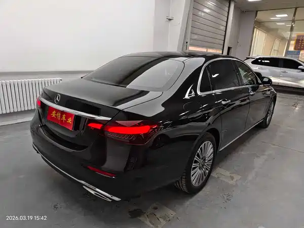 Mercedes-Benz E-Class 2023
