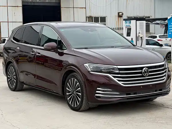 Volkswagen Viloran 2020