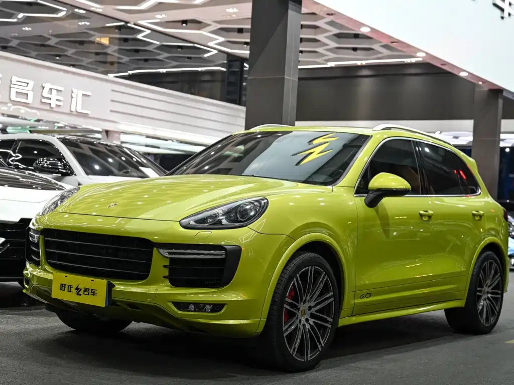 Porsche Cayenne 2015 — фото 1