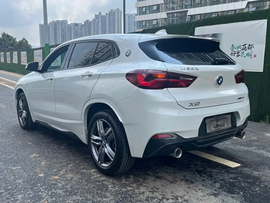 BMW X2 2021 — фото 17