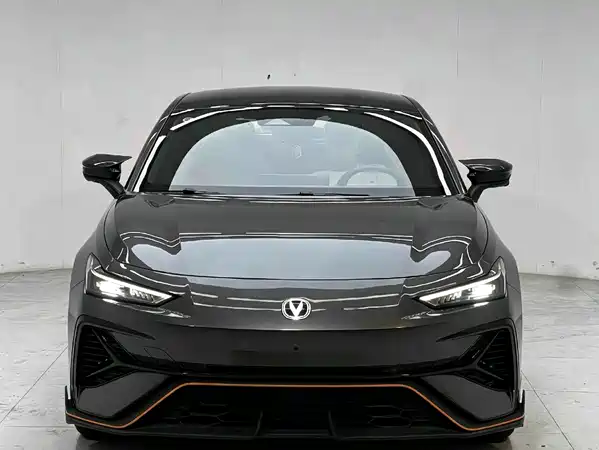 Changan UNI-V 2025