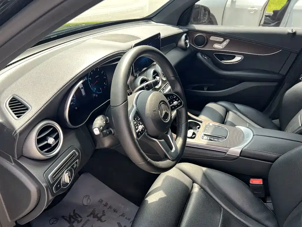Mercedes-Benz GLC 2021 — фото 17