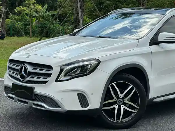 Mercedes-Benz GLA 2017