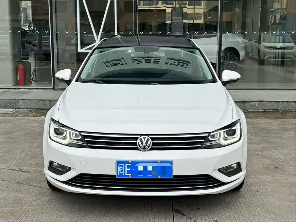 Volkswagen Lamando 2018 — фото 2