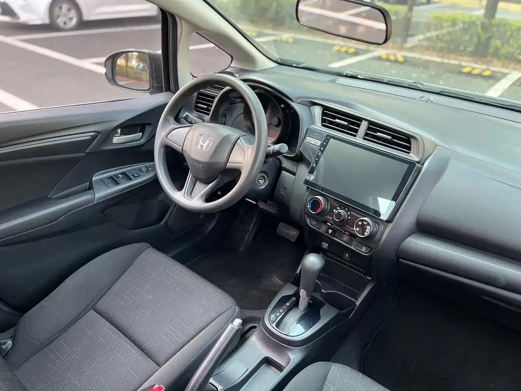 Honda Fit 2019 — фото 11