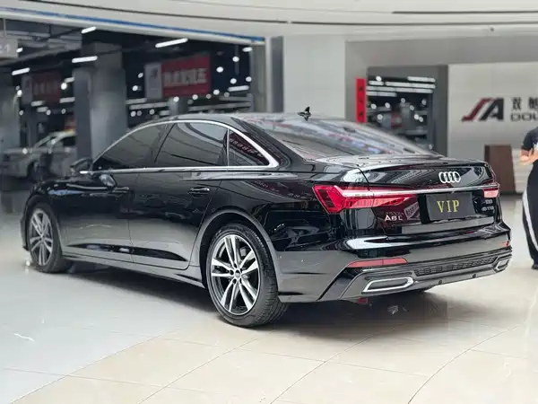 Audi A6L 2023