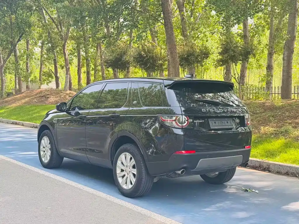 Land Rover Discovery Sport 2018 — фото 15