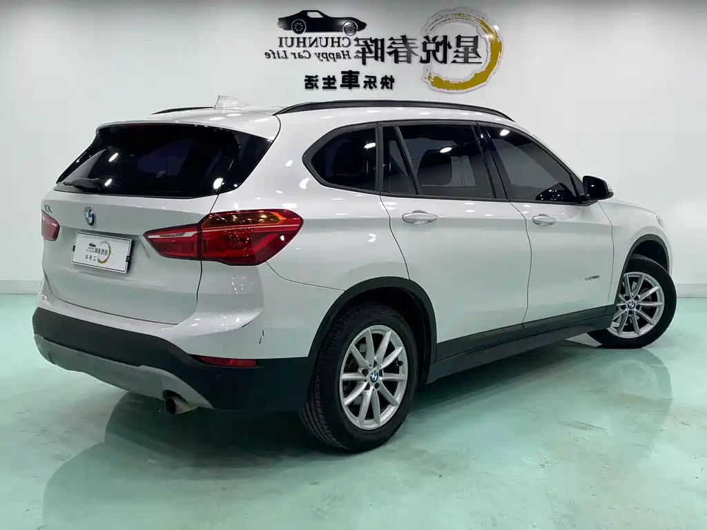 BMW X1 2017 — фото 9