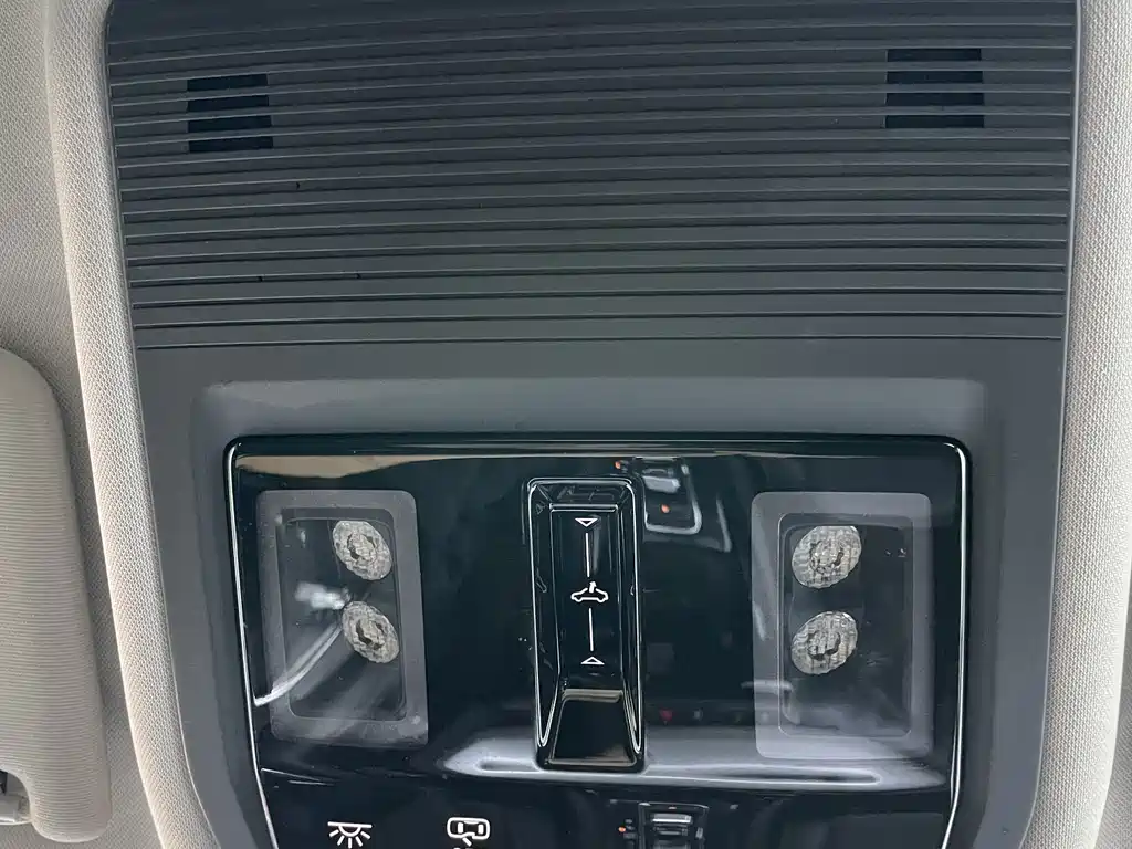 Skoda Octavia 2022 — фото 12