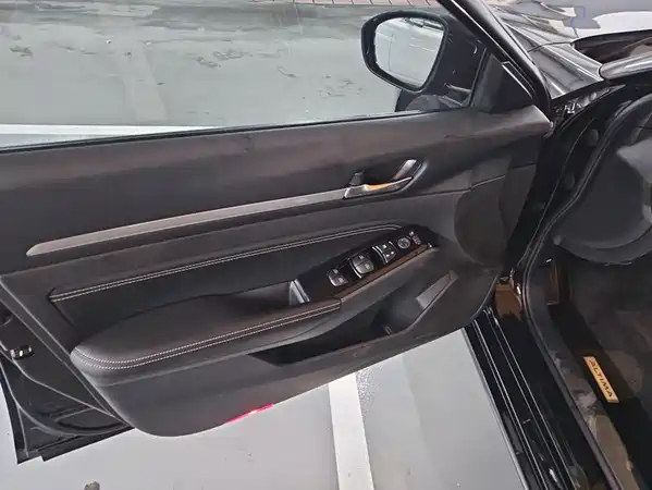Nissan Teana 2025