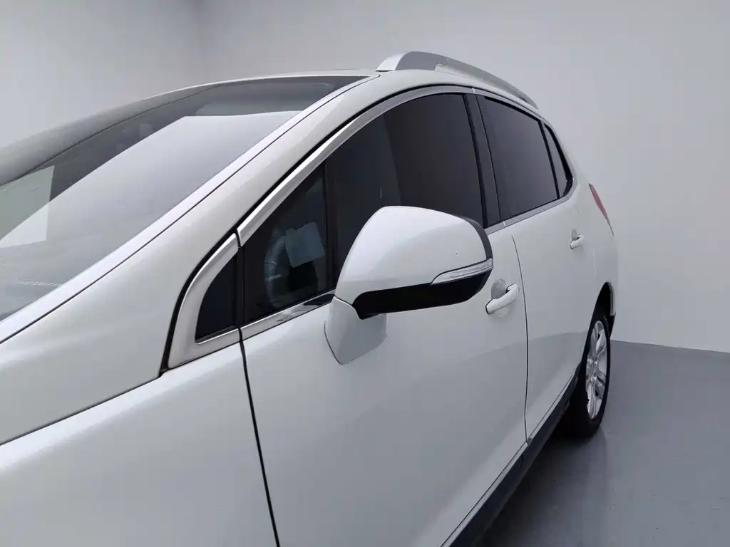 Peugeot 3008 2016 — фото 28