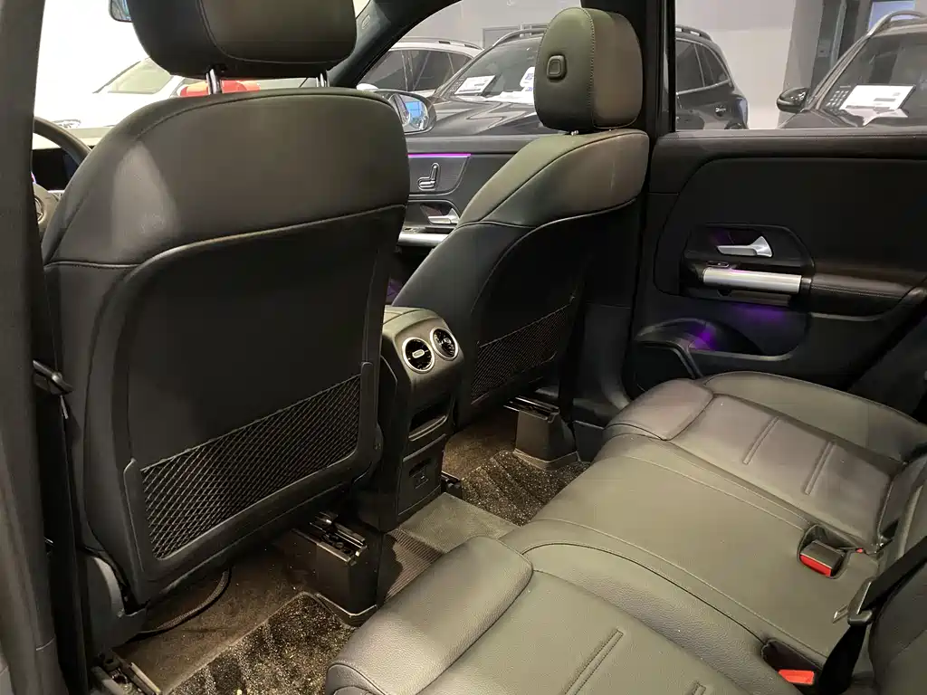 Mercedes-Benz GLA 2023 — фото 9