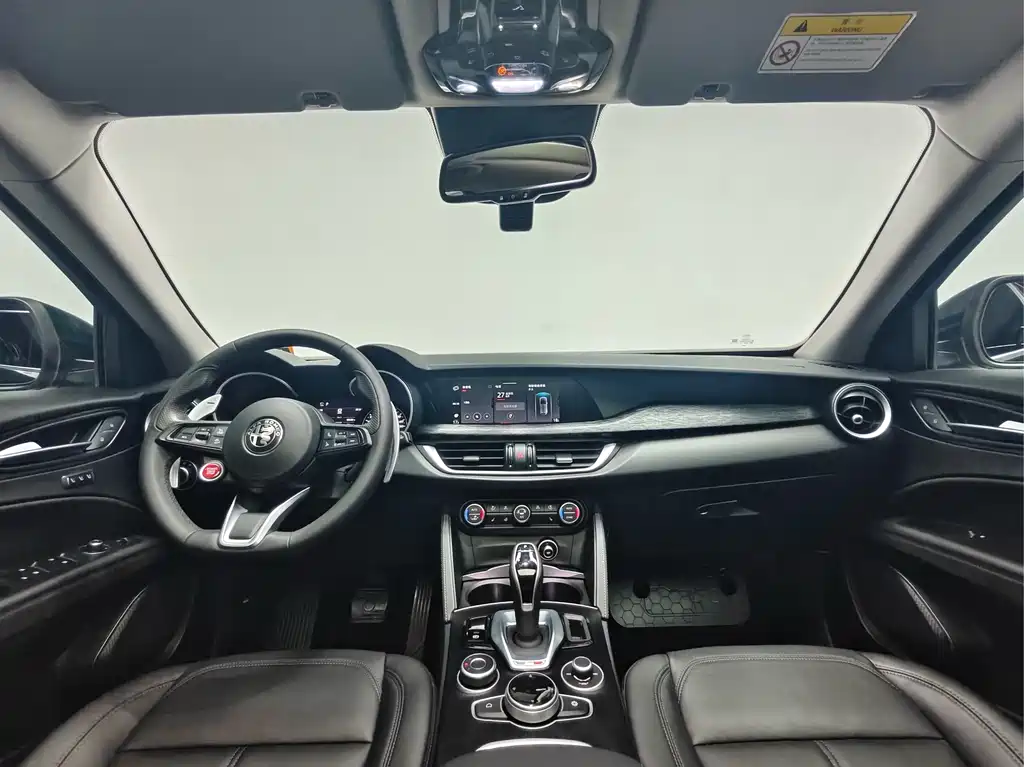 Alfa Romeo Stelvio 2021 — фото 8