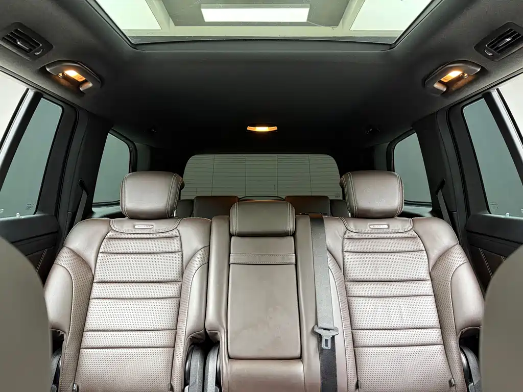 Mercedes-Benz GLS AMG 2016 — фото 12