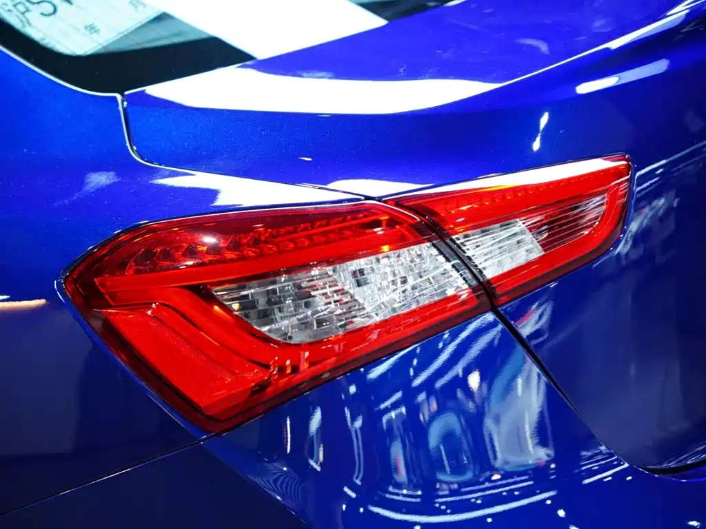 Maserati Ghibli 2019 — фото 8