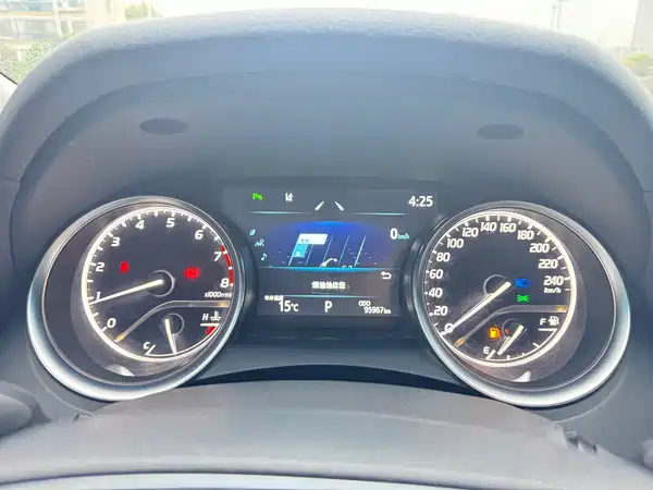 Toyota Camry 2022