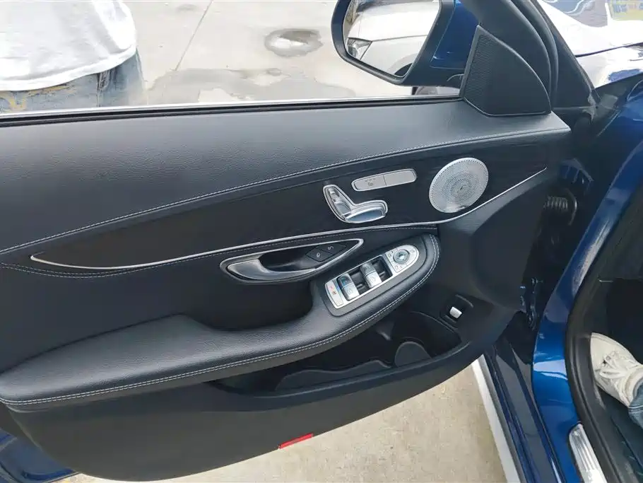Mercedes-Benz C-Class 2018