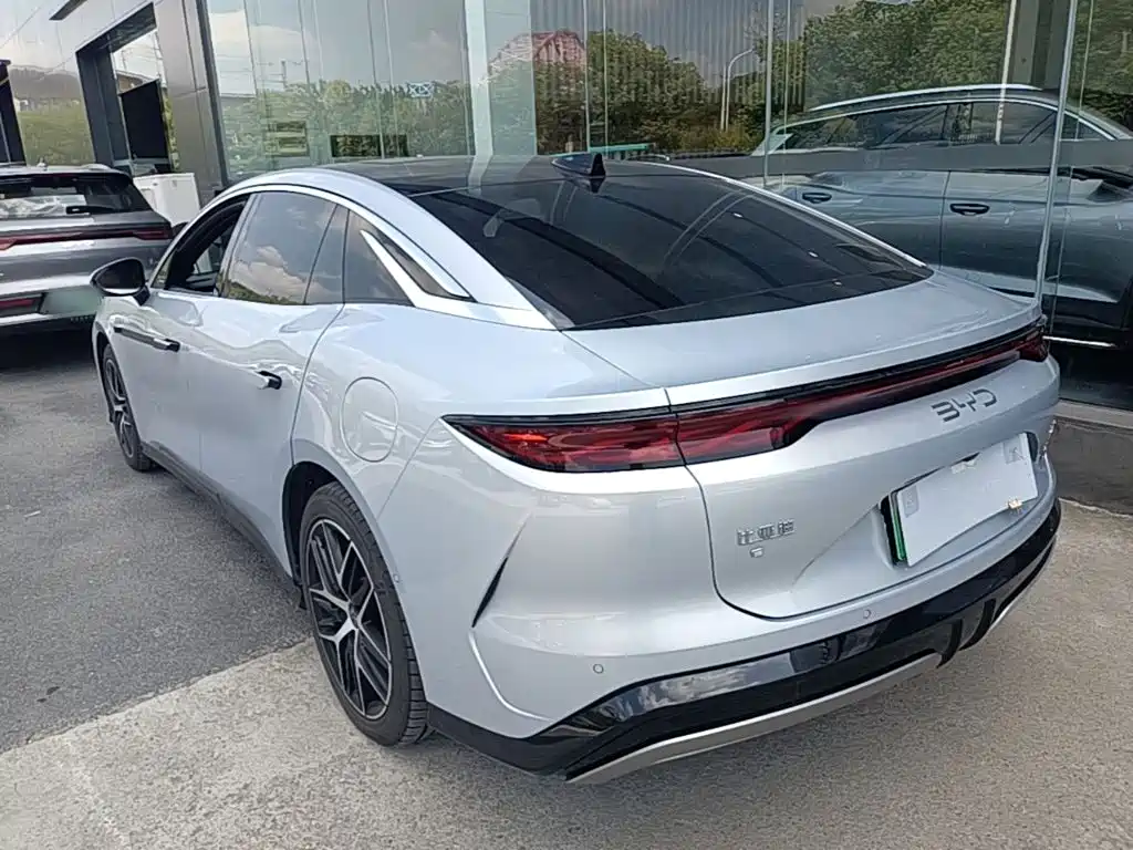 BYD Han L 2025 — фото 5