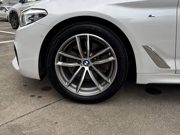 BMW 5 Series 2020