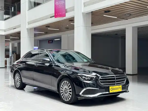 Mercedes-Benz E-Class 2023