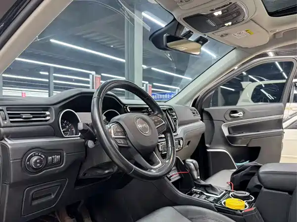 Jeep Grand Commander 2022