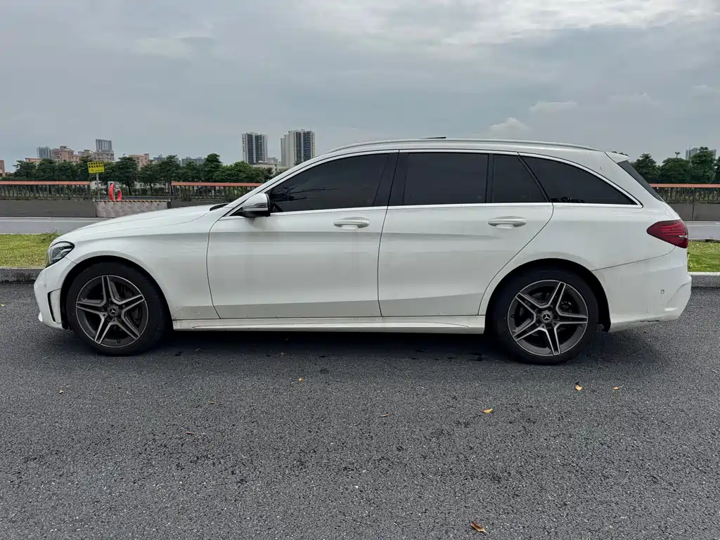 Mercedes-Benz C-Class 2019 — фото 3