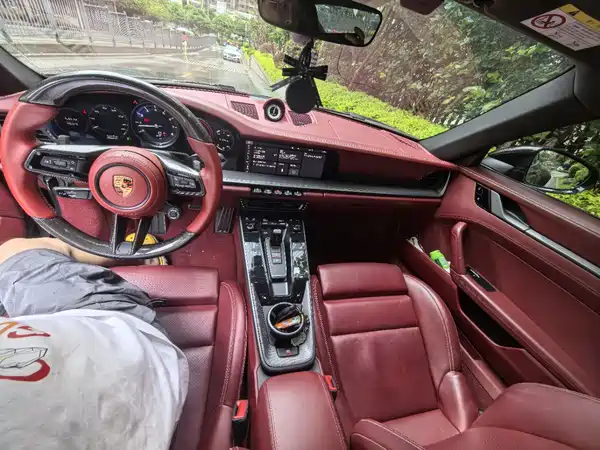 Porsche 911 2021