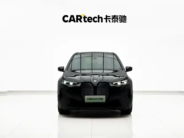 BMW iX 2023