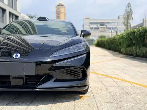 Denza Z9GT 2026